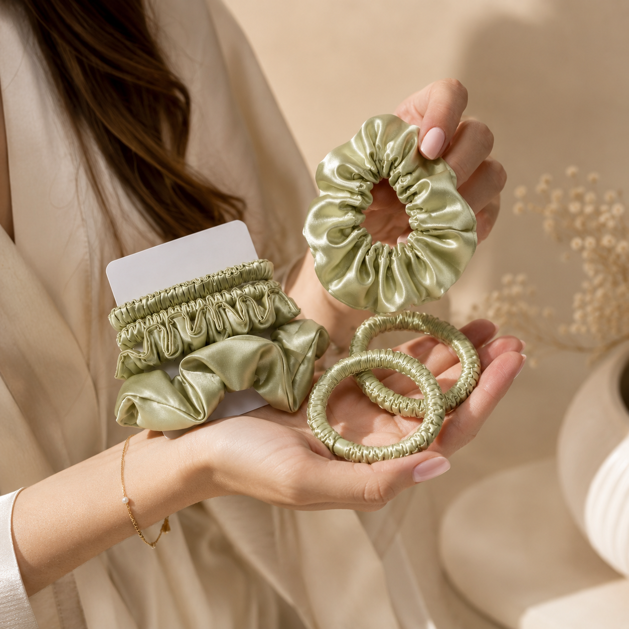 Set 4 Elastice de Păr Tip Scrunchie – Colecție Premium