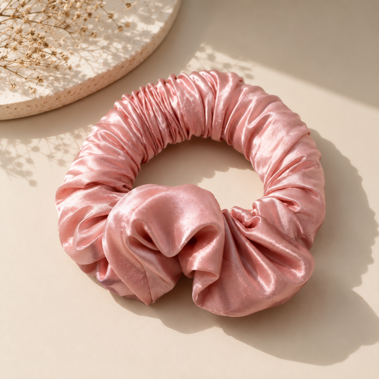 Scrunchie din satin cu dublă functie de ondulare